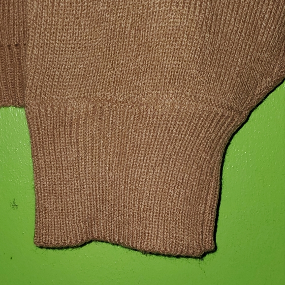 Open Shoulder top - Picture 3 of 5